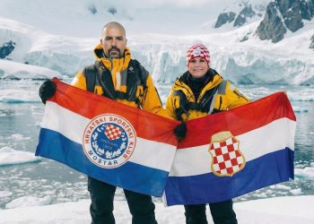 Mostarski fotograf otkrio: Kolinda mi poklonila put na Antarktiku u vrijednosti od 17.000 eura :)