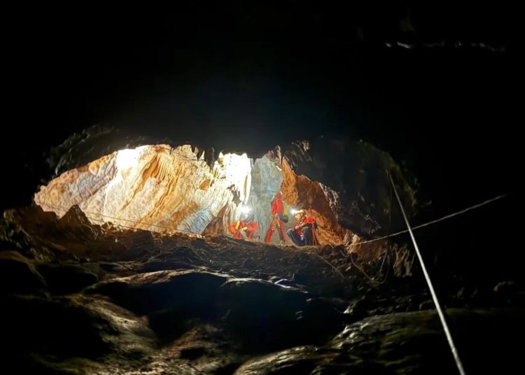 HGSS Čitluk, GSS Ljubuški i SD Herceg vježbali speleospašavanje na Raškoj Gori