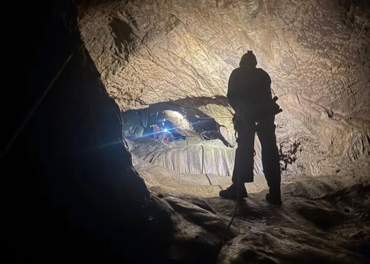 HGSS Čitluk, GSS Ljubuški i SD Herceg vježbali speleospašavanje na Raškoj Gori