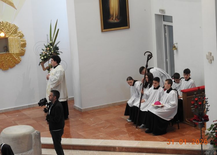 Svečano slavlje u Mostaru: Dvije sestre franjevke iz Gruda i Mostara položile doživotne zavjete