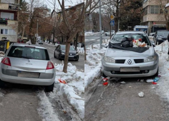 Nepropisno parkiranje u BiH završilo zatrpanim automobilom smeća