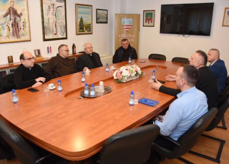 Čelnici Općine Čitluk i župnici Broćanskog dekanata održali tradicionalni godišnji sastanak