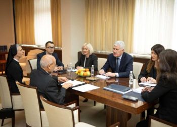 Čović s apostolskim nuncijem Chullikattom o političkim i društvenim prilikama u BiH
