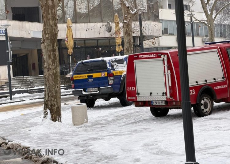 Široki Brijeg: Snijeg zabijelio ceste, pogledajte kako izgleda