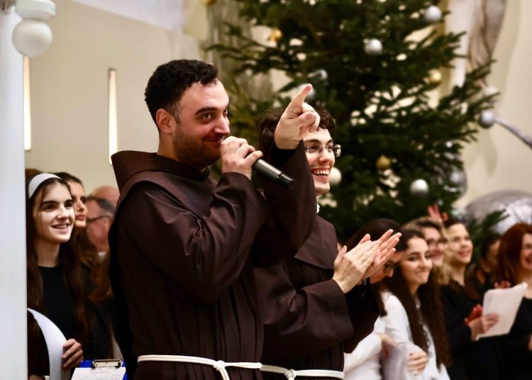 Humac: Održan tradicionalni božićni koncert u duhu zajedništva i molitve