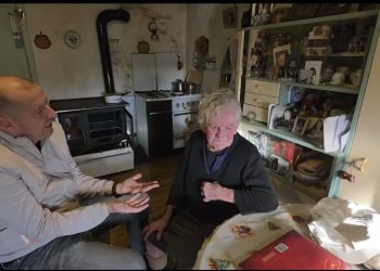 (VIDEO) Životna priča bake Ive iz Brljice kod Ljubuškog: Vedrina koja prkosi godinama i teškoj sudbini