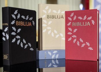 Novi prijevod Biblije ostavio ljude u nevjerici: Molitva Oče naš zvuči potpuno drugačije