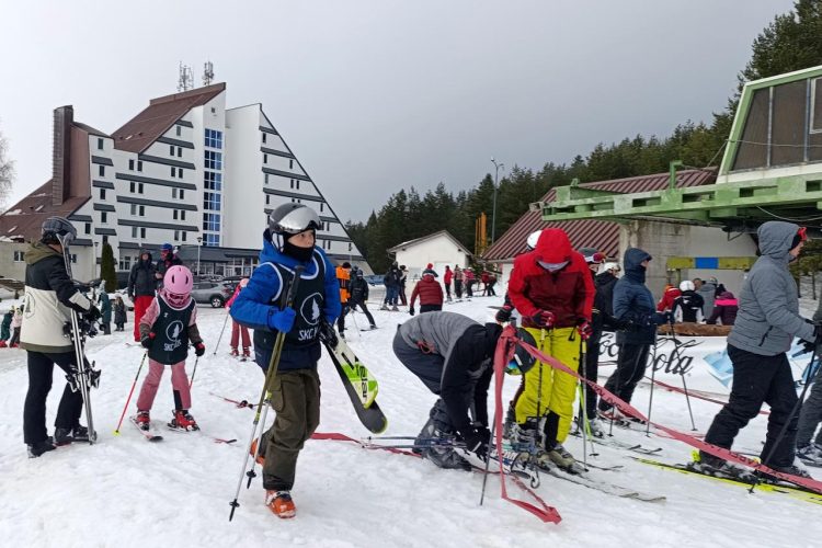 Obitelj Thomas zamijenila život u Londonu onim u Hercegovini! I nisu požalili!