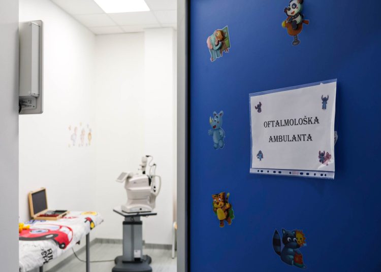 Otvorena nova ambulanta u SKB-u Mostar s ciljem liječenje dječjih očiju