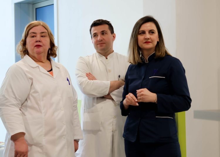 Otvorena nova ambulanta u SKB-u Mostar s ciljem liječenje dječjih očiju