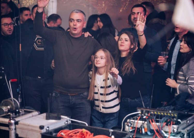 Posušje prvi put organiziralo doček Nove godine na otvorenom, pogledajte fotogaleriju