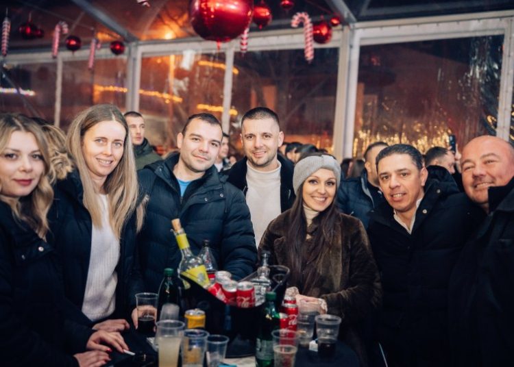 Posušje prvi put organiziralo doček Nove godine na otvorenom, pogledajte fotogaleriju