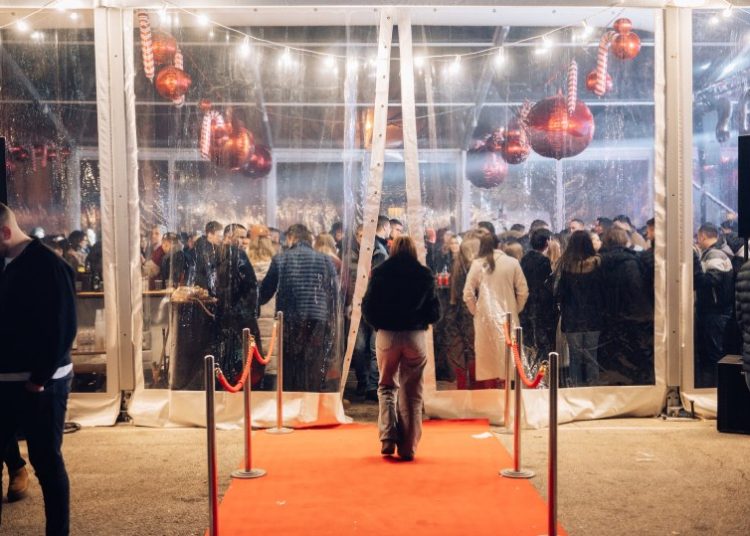 Posušje prvi put organiziralo doček Nove godine na otvorenom, pogledajte fotogaleriju