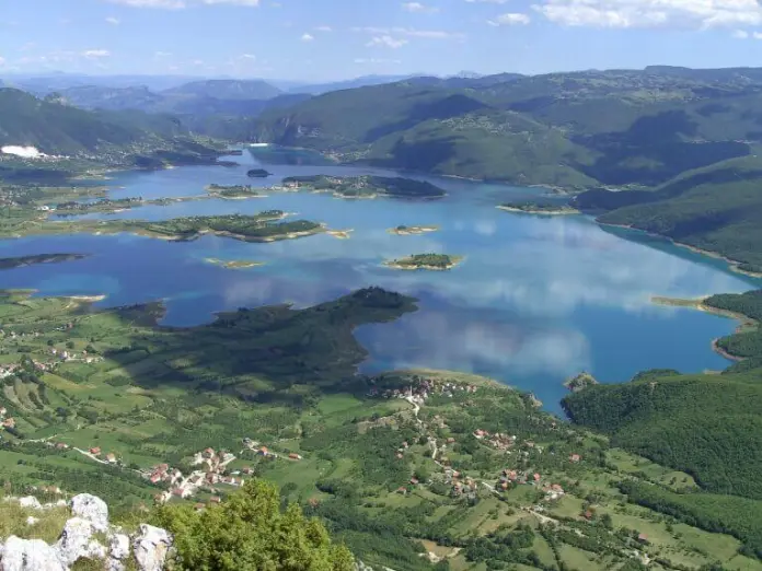 Znate li koje hercegovačko jezero ispod svojih voda skriva 20 potopljenih sela i groblja?