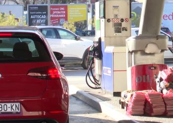 U BiH je barem gorivo jeftinije: Stabilne cijene unatoč problemima u okruženju