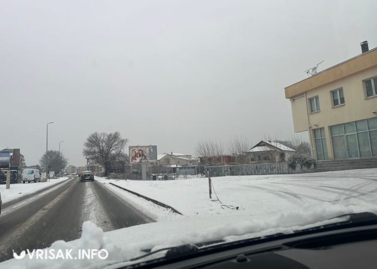Široki Brijeg: Snijeg zabijelio ceste, pogledajte kako izgleda