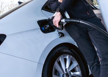 Koja je optimalna razina goriva u spremniku: Ovo savjetuju mehaničari