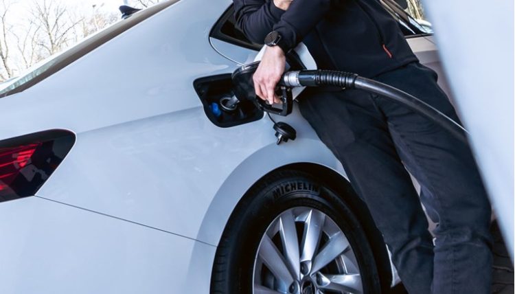 Koja je optimalna razina goriva u spremniku: Ovo savjetuju mehaničari