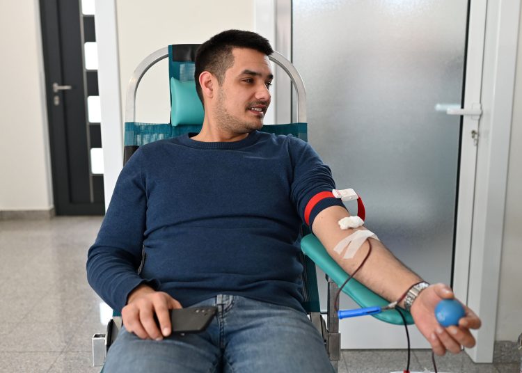 Široki Brijeg: Djelatnici Emerusa i TT Kabela darovali 20 doza krvi