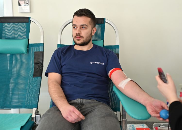Široki Brijeg: Djelatnici Emerusa i TT Kabela darovali 20 doza krvi