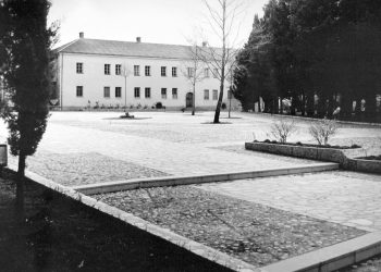 Uređenje crkvenog i samostanskog dvorišta na Brigu: Povijest jednog projekta