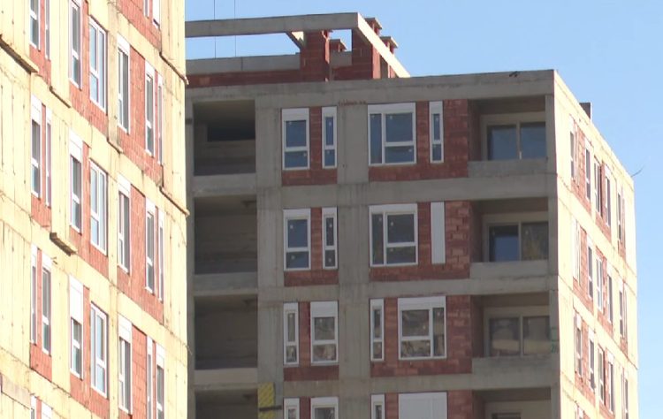 Bh. građani kupili pola stanova u Makarskoj