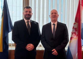Bošnjak i Bebek razgovarali o jačanju suradnje i sigurnosnim izazovima