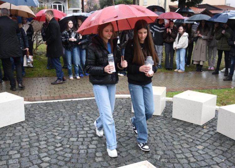 Čitluk odao počast jedanaestorici poginulih učenika