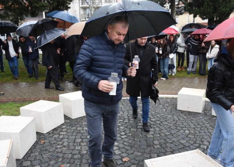 Čitluk odao počast jedanaestorici poginulih učenika