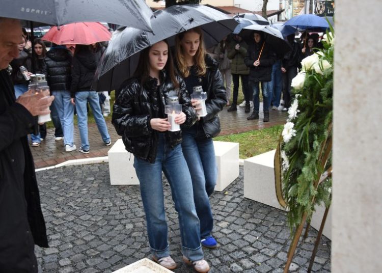 Čitluk odao počast jedanaestorici poginulih učenika