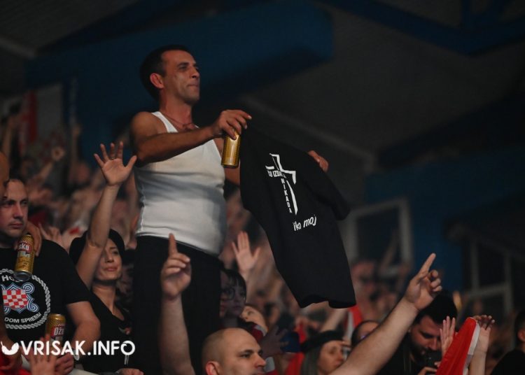 (VIDEO) Thompson odradio prvi koncert u Širokom Brijegu pred prepunom Pecarom