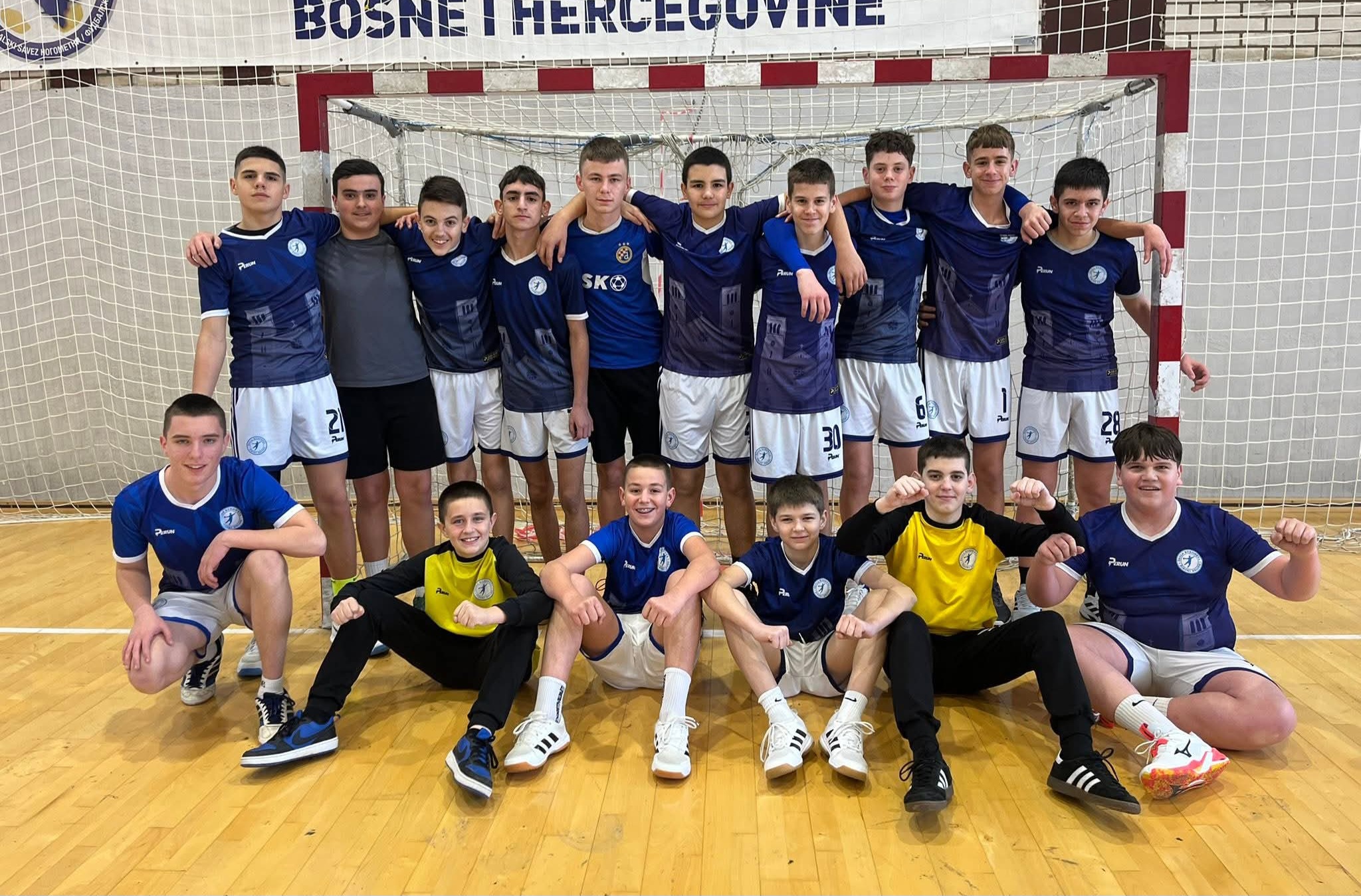 Škola rukometa Široki Brijeg gostovala u Livnu kod RK Rvacka Škola rukometa Široki Brijeg gostovala u Livnu kod RK Rvacka