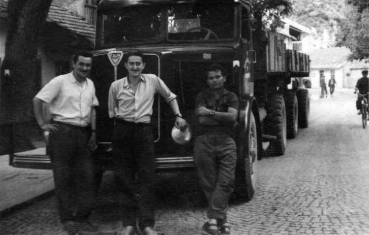 Iz prošlosti Širokog Brijega: Pored kamiona