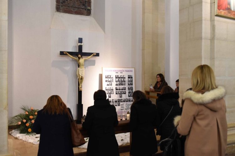 Don Josip Mužić: Gospa je svojim ukazanjem vojnicima spasila crkvu u Širokom Brijegu