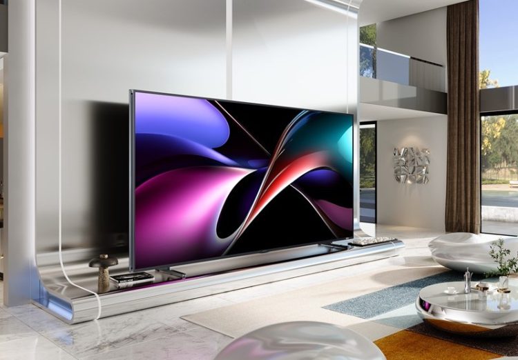 Hisense 100 UXQ je ogromni RGB mini LED televizor nakrcan tehnologijama