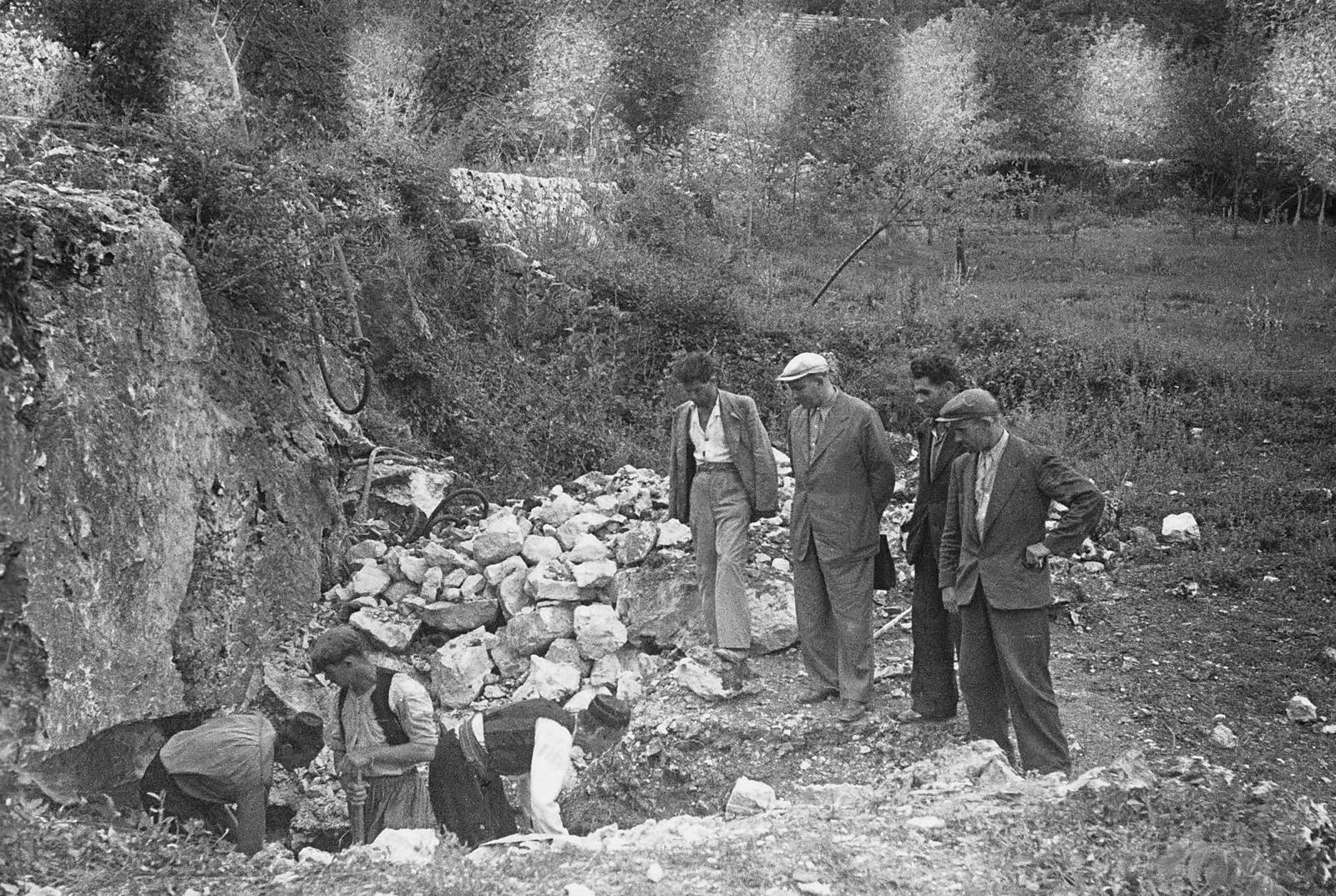 Iz prošlosti Širokog Brijega: Izgradnja skloništa kod crkve na Brigu