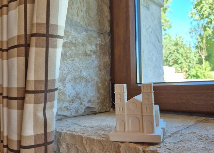 Širokobriježanka gips pretvara u umjetnost, upoznajte NLN handmade