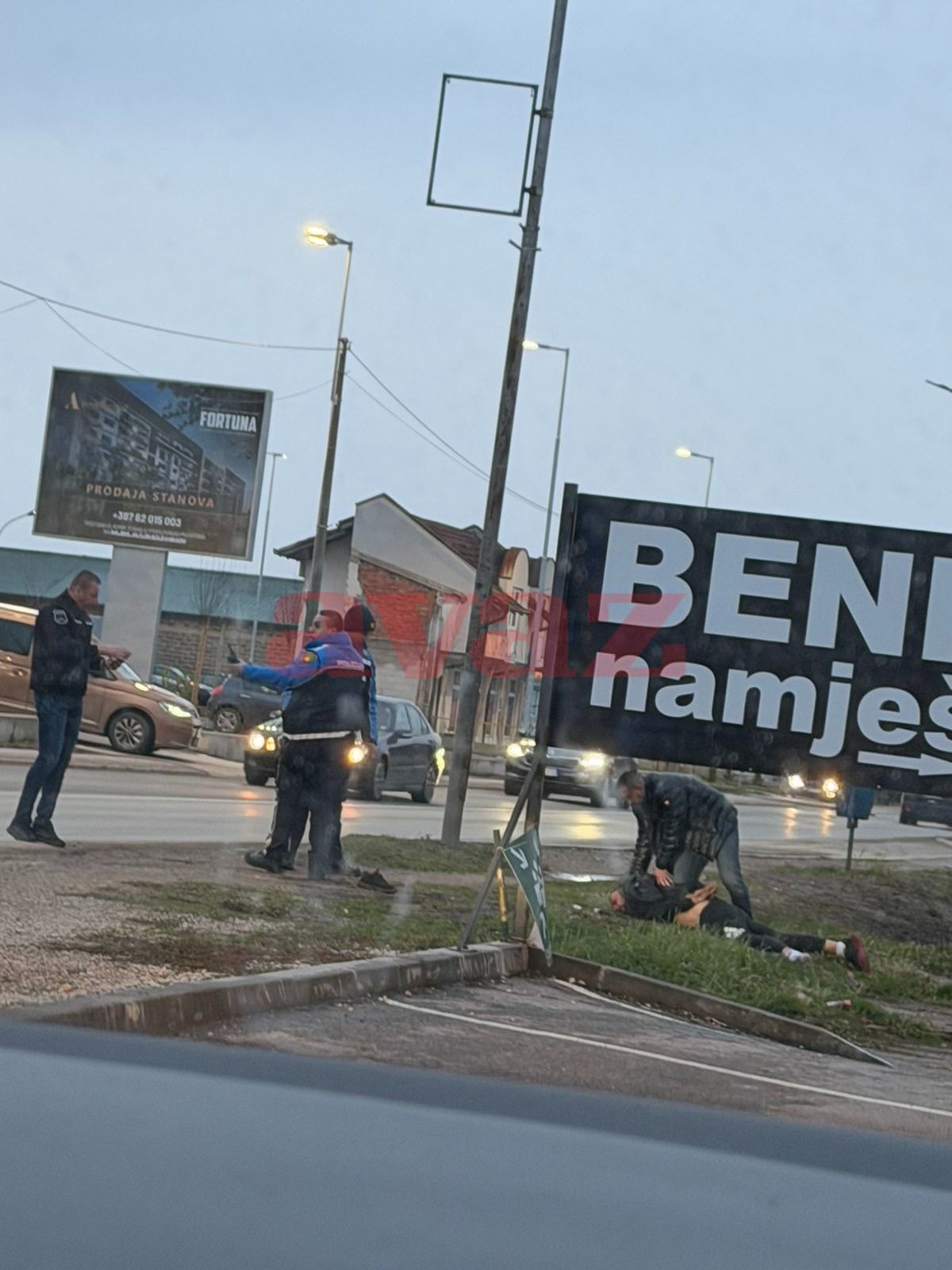 Nova pucnjava na policiju u BiH: Oružani obračun nakon pljačke marketa Nova pucnjava na policiju u BiH: Oružani obračun nakon pljačke marketa