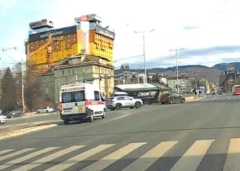 Kamera s auta snimila trenutak tramvajske nesreće u Sarajevu