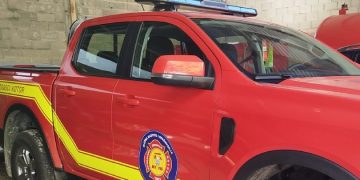 Požar u poslovnom prostoru u Mostaru, interveniralo devet vatrogasaca