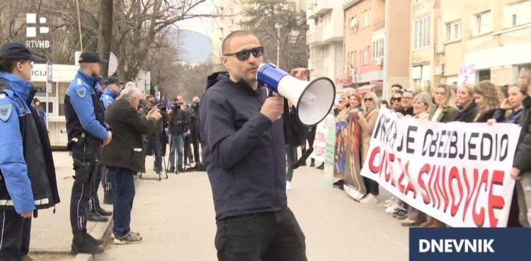 (VIDEO) Sindikat zdravstvenih djelatnika HNŽ-a: Liječnicima 1400 nama ni 200 KM