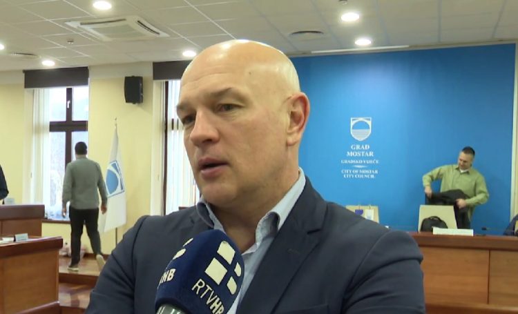 U Mostaru održana edukacija za predsjednika i zamjenika biračkih odbora