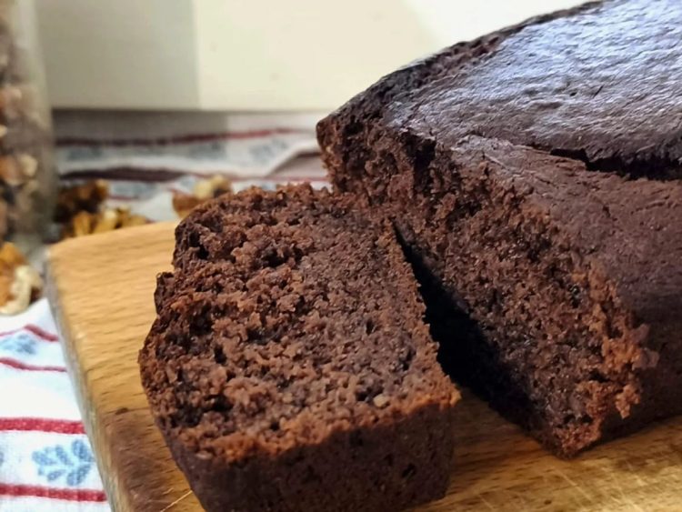 Recept za čokoladni banana kolač s orasima