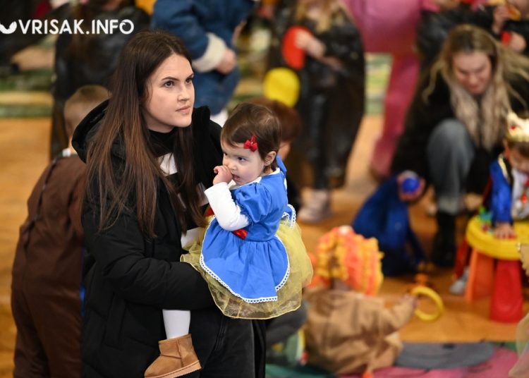 Široki Brijeg pretvoren u carstvo mašte: Pokladni dan oduševio mališane