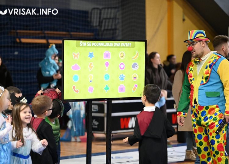 Široki Brijeg pretvoren u carstvo mašte: Pokladni dan oduševio mališane