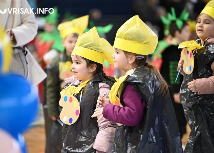 Široki Brijeg pretvoren u carstvo mašte: Pokladni dan oduševio mališane