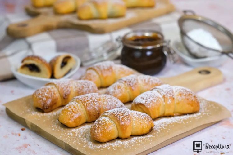 Recept za najmekše domaće kiflice s pekmezom