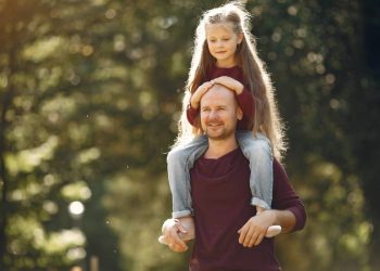 Uloga oca u životu kćeri: Samopouzdanje, ravnopravnost i podrška