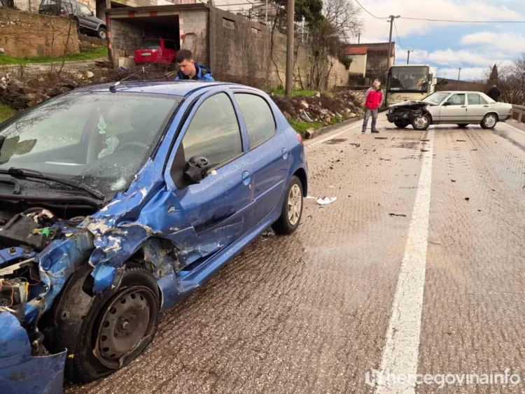 Prometna nezgoda na cesti Široki Brijeg – Mostar: Promet obustavljen više od pola sata