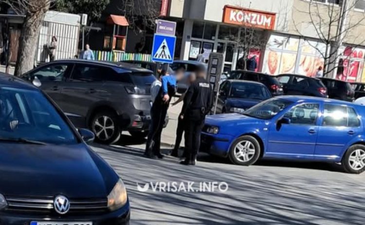 Prometna nezgoda u Čitluku, sudar dva vozila kraj robne kuće